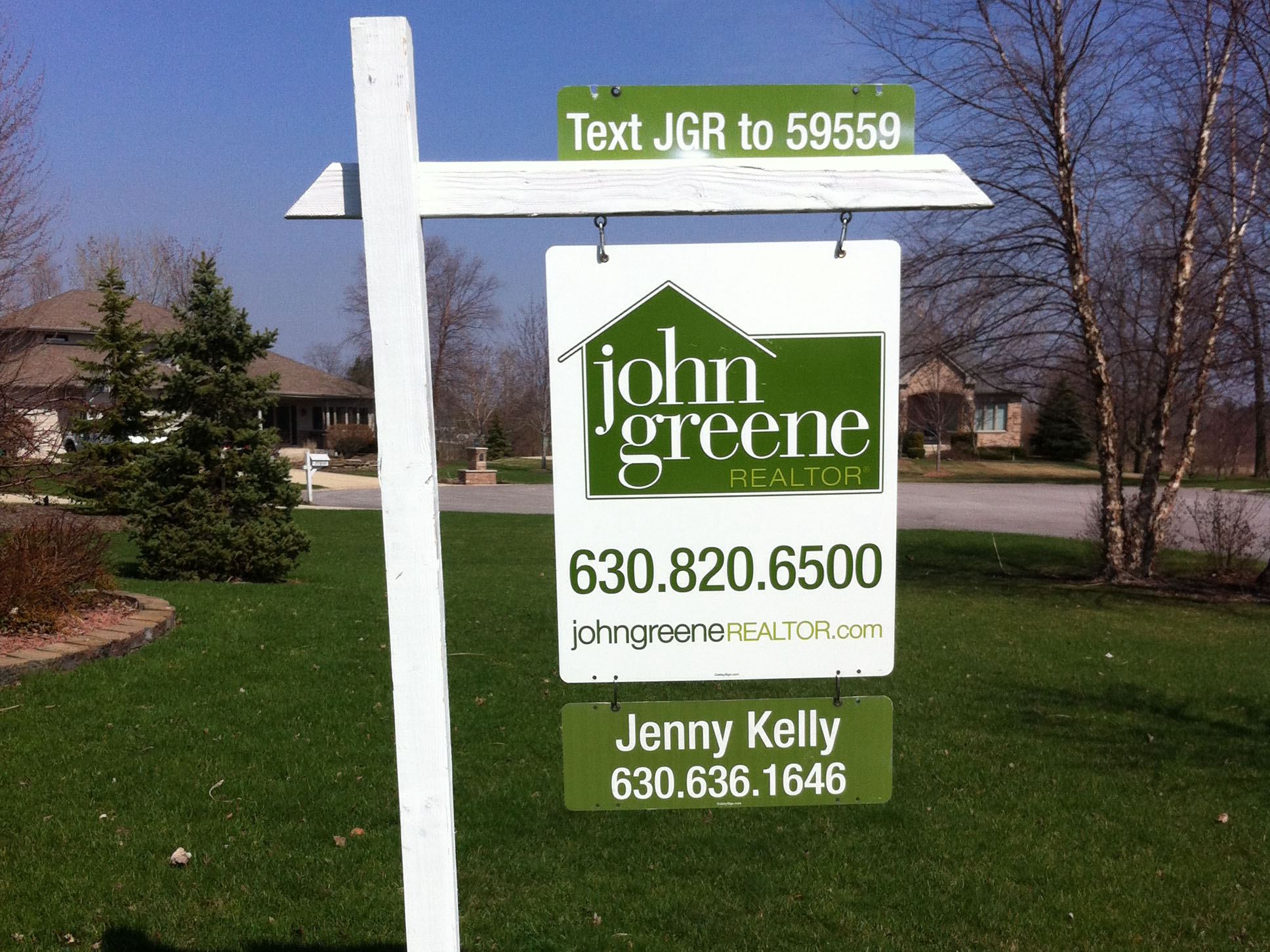 Real Estate Sign Installation